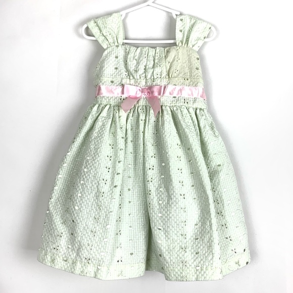 3t green dress